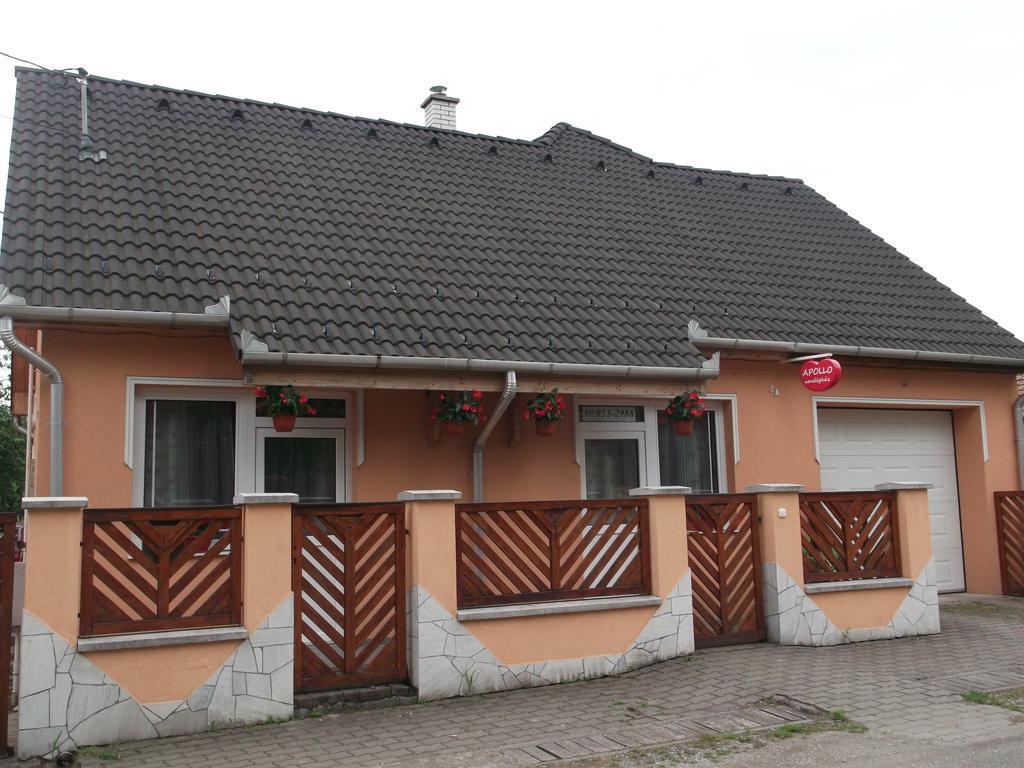 Apollo Vendeghaz Apartment Edelény Exterior foto